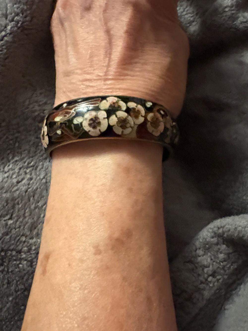 Floral Hand-Painted Black Enamel Old Cloisonné Clamp Floral & Bird Bracelet
